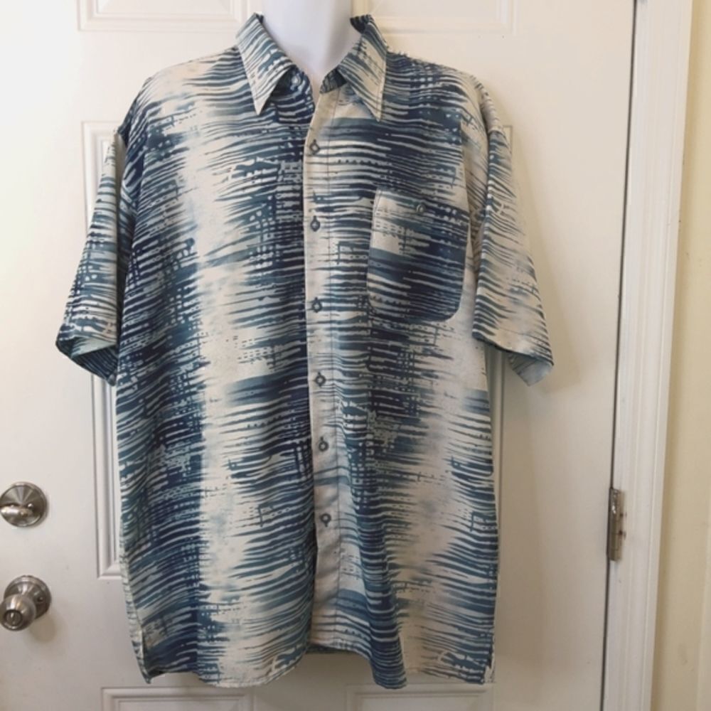 Valdise printed short sleeve button front shirt